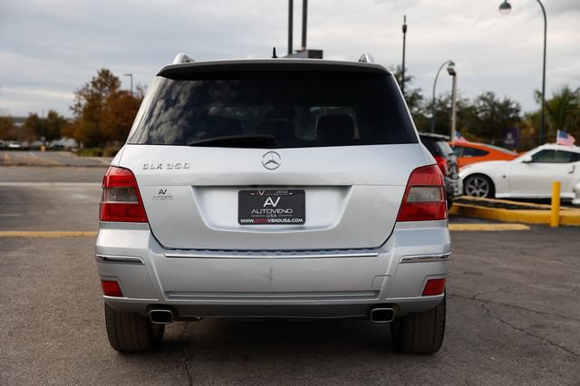 Used 2010 Mercedes-Benz GLK 350 2WD w/ Multimedia Pkg image 12