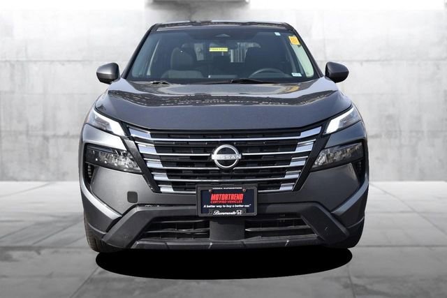 Used 2024 Nissan Rogue SV image 4