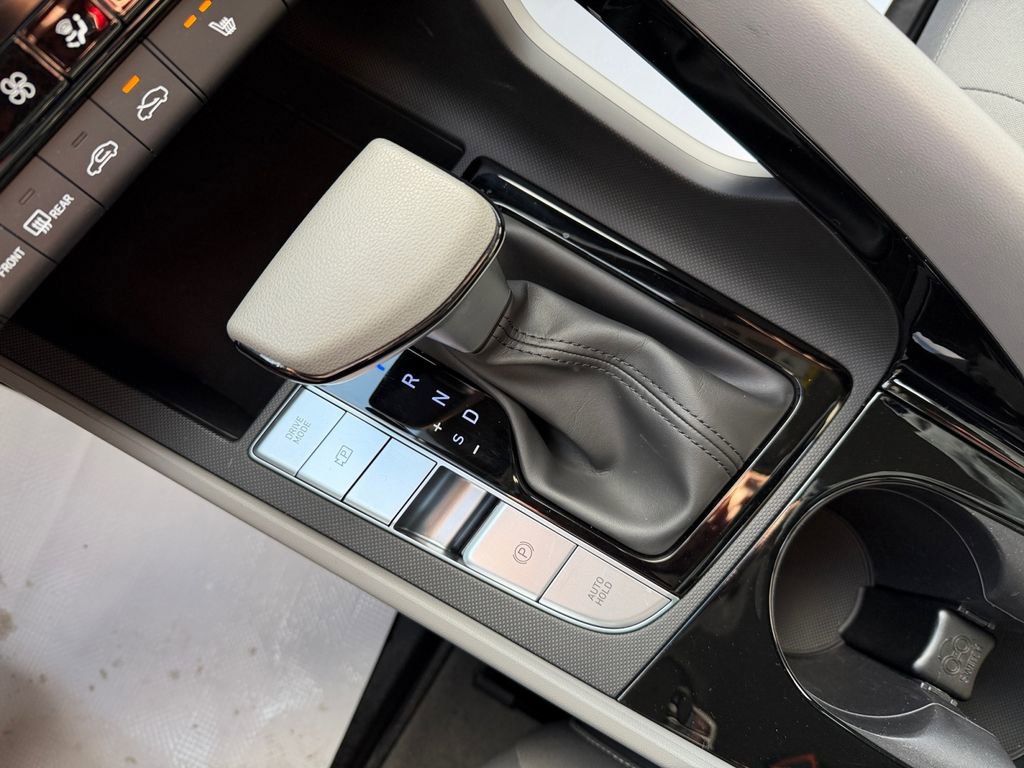 Certified 2023 Hyundai Elantra Blue image 22