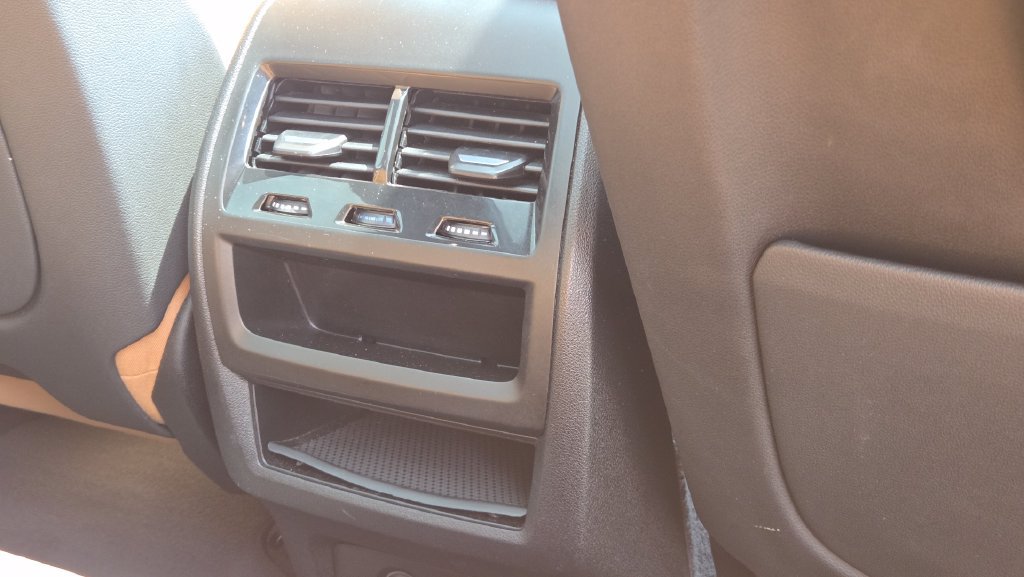 Used 2024 BMW X5 xDrive40i w/ M Sport Package AWD/4WD image 42