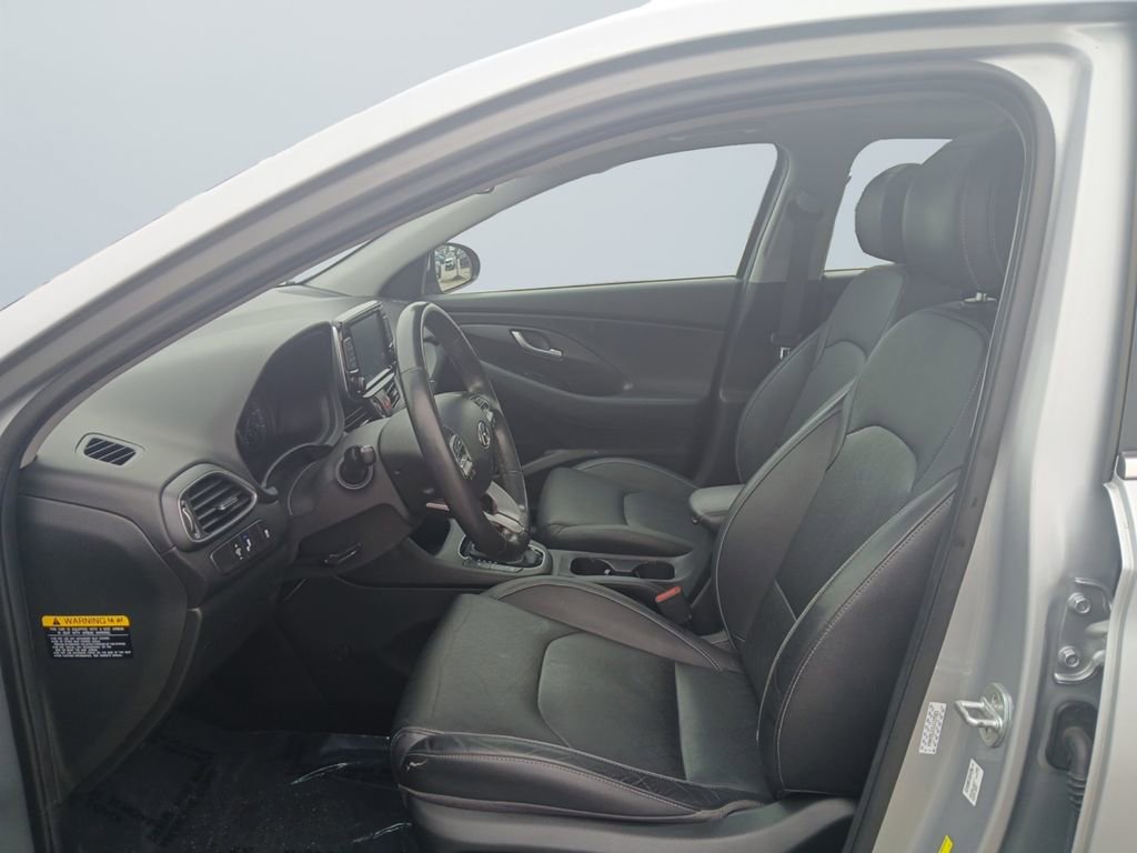 Used 2020 Hyundai Elantra GT w/ Style Package 02 image 9