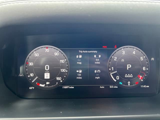 Used 2024 Land Rover Defender 90 X-Dynamic SE image 16