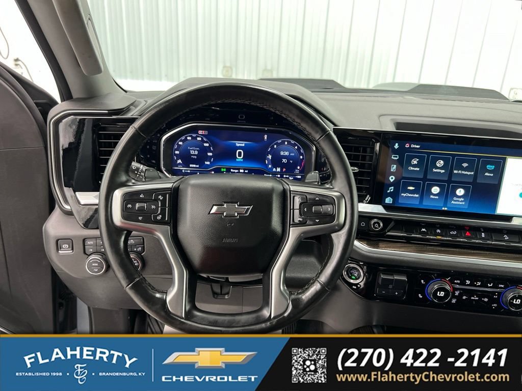 Used 2025 Chevrolet Silverado 1500 LT Trail Boss w/ Convenience Package II AWD/4WD image 28