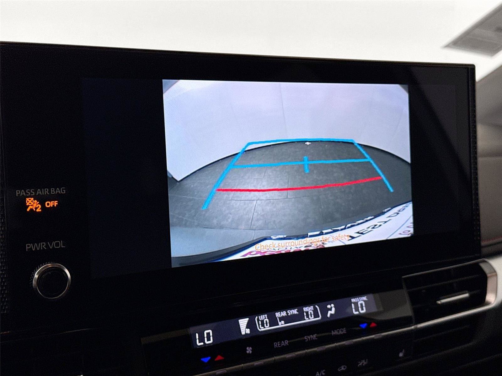 Certified 2025 Toyota Sienna XSE w/ XSE Plus Package FWD image 24