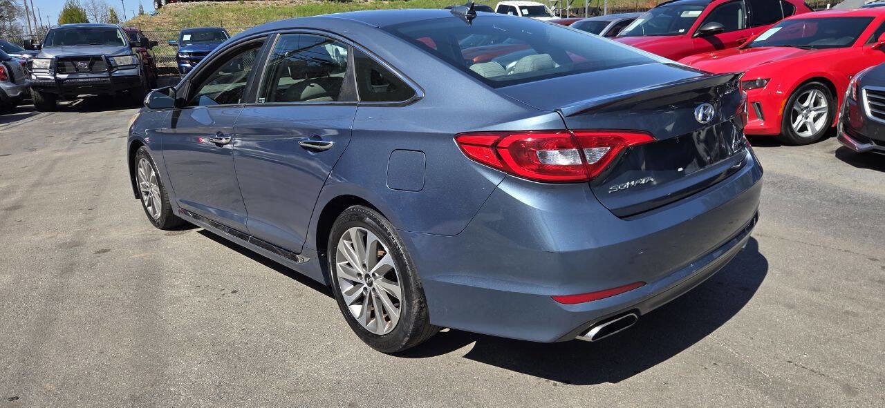 Used 2015 Hyundai Sonata Sport w/ Option Group 03 image 8