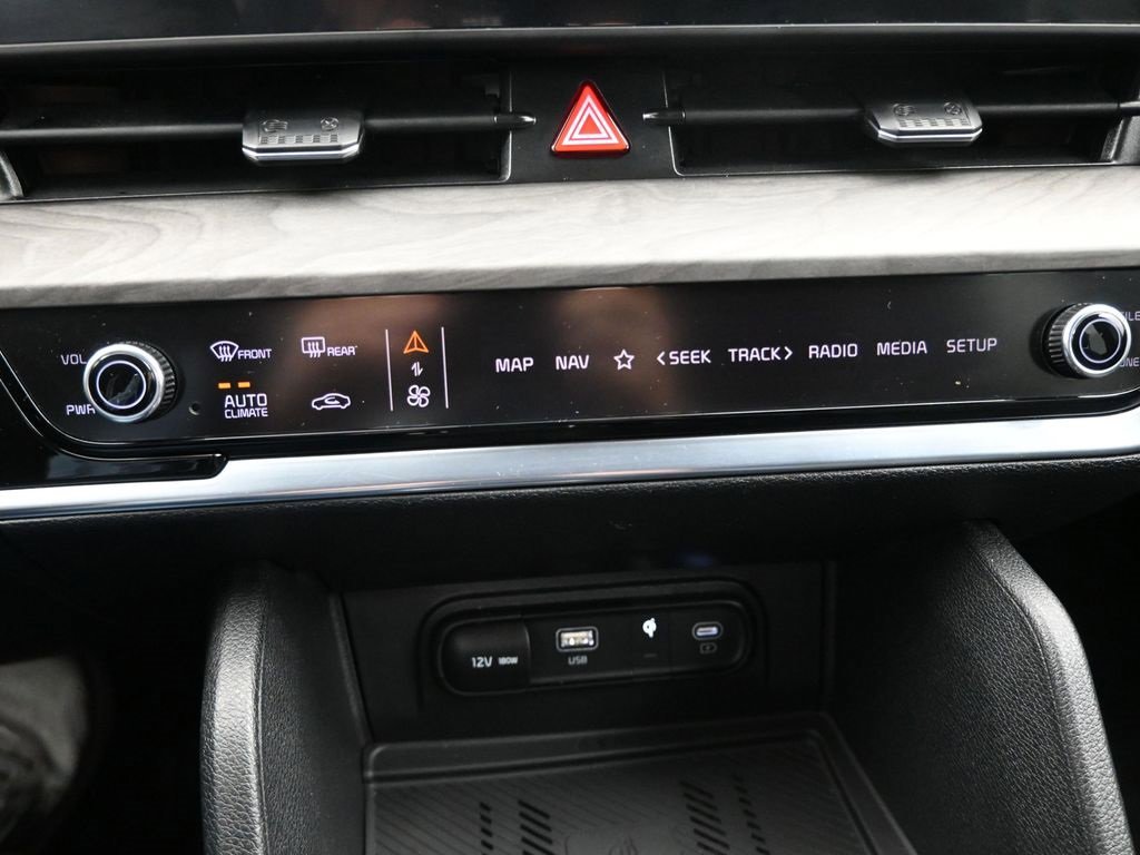 Used 2024 Kia Sportage X-Line w/ X-Line Premium Package image 21