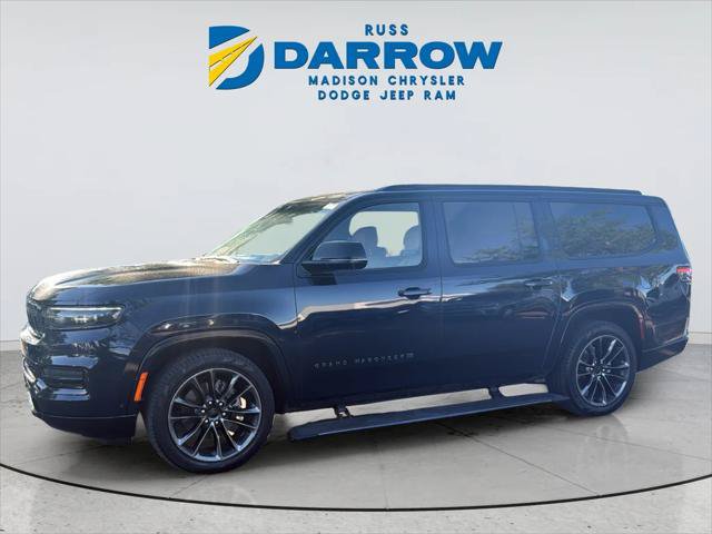 Certified 2025 Jeep Grand Wagoneer L Series III w/ Rear Seat Video Group 1 AWD/4WD image 1
