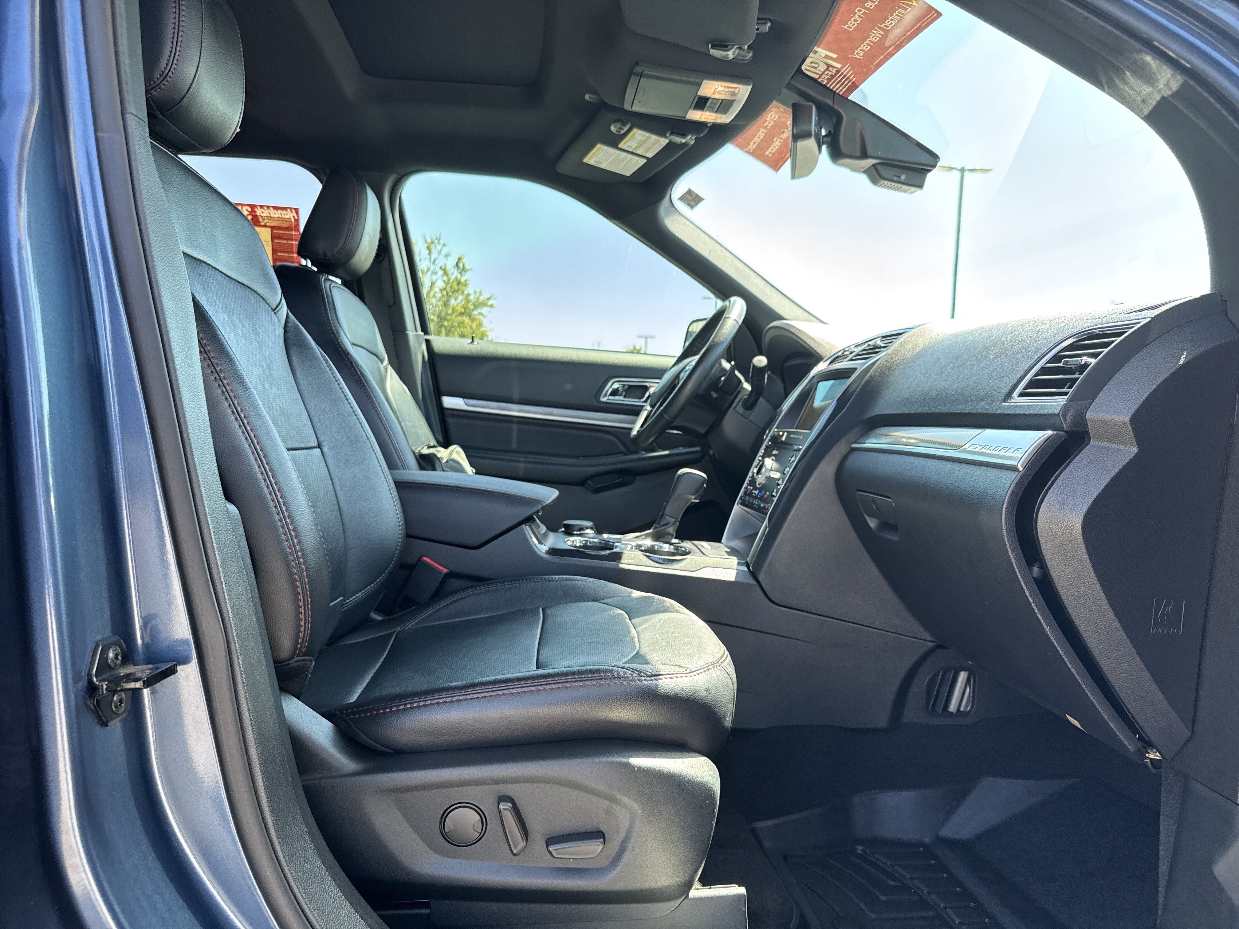 Used 2019 Ford Explorer Sport w/ Equipment Group 401A AWD/4WD image 33