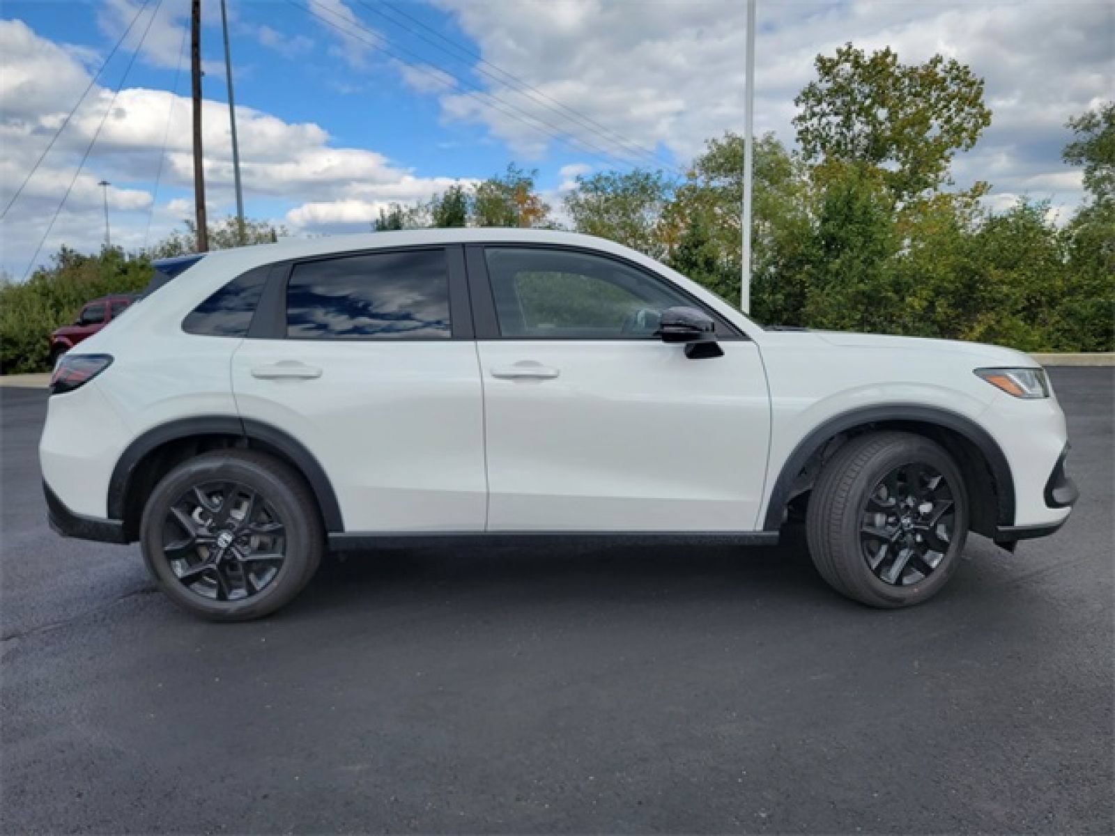 Certified 2025 Honda HR-V Sport image 5