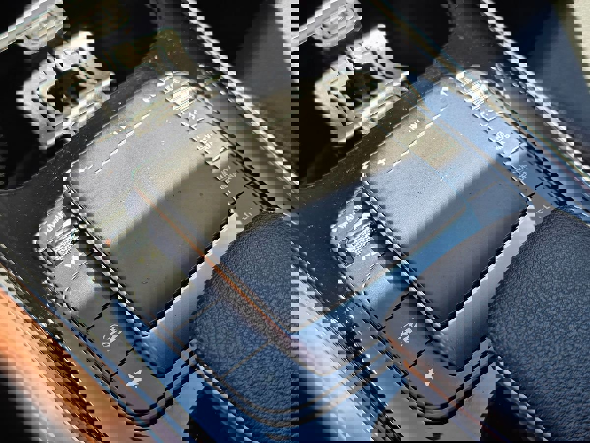 Used 2021 Mercedes-Benz GLA 250 w/ Premium Package image 40