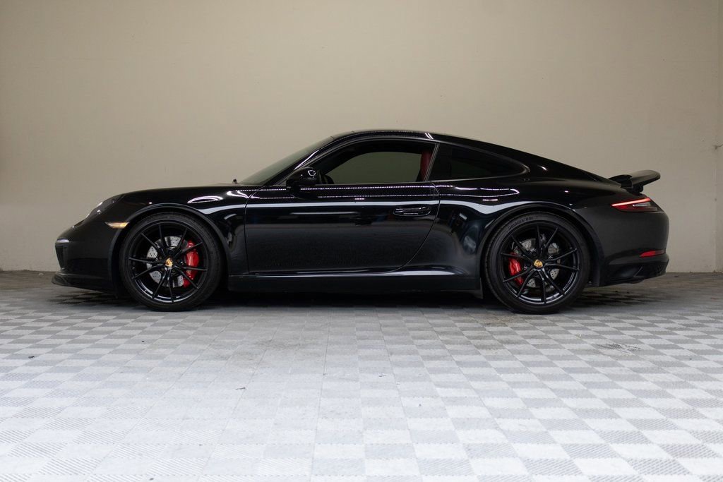 Used 2017 Porsche 911 Carrera S image 9