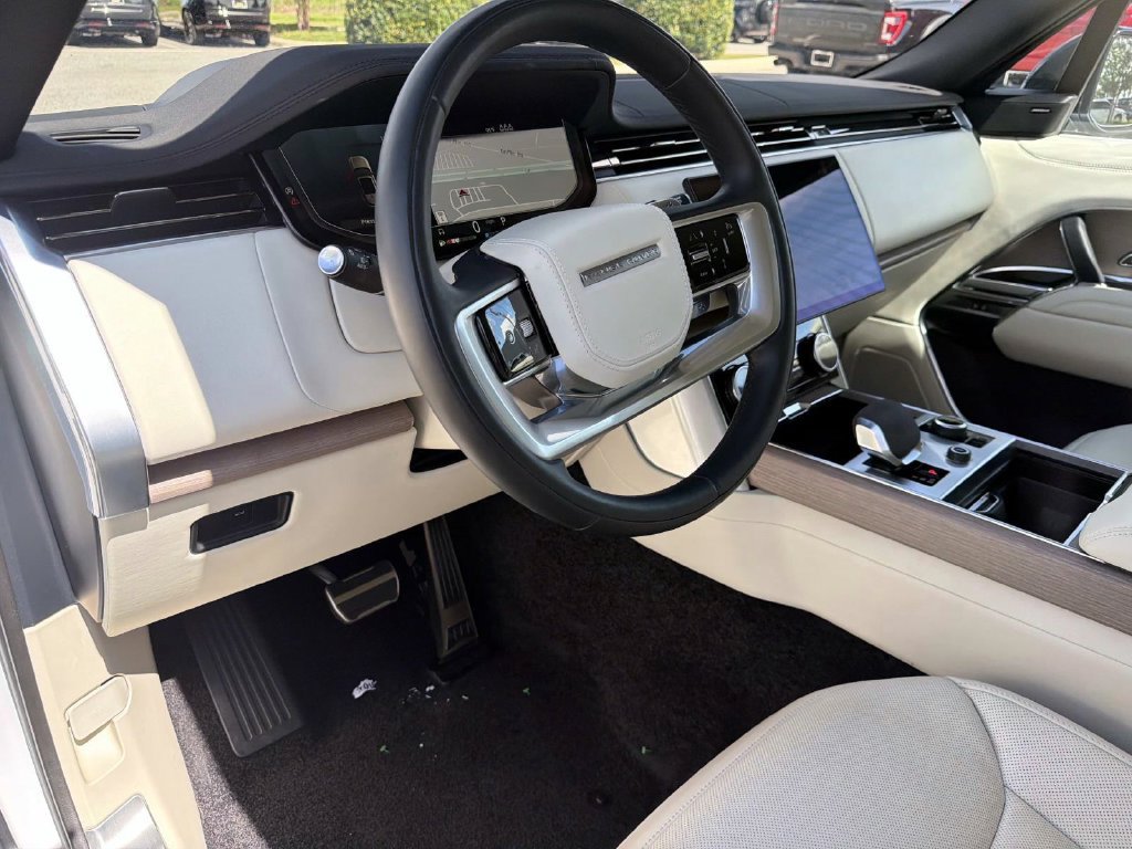 Used 2023 Land Rover Range Rover SE AWD/4WD image 20