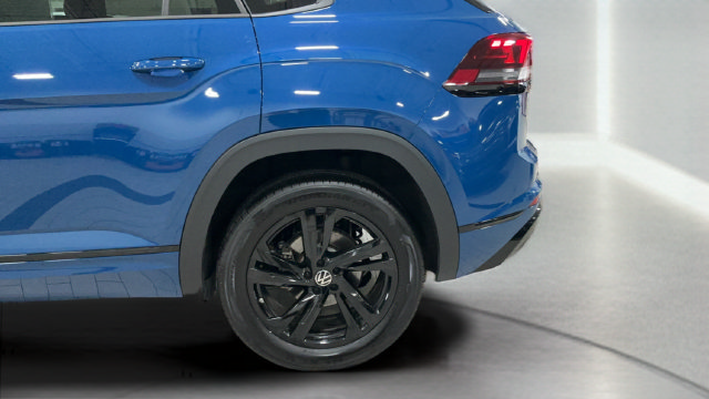 Certified 2026 Volkswagen Atlas Cross Sport SEL R-Line w/ MDO Package AWD/4WD image 36