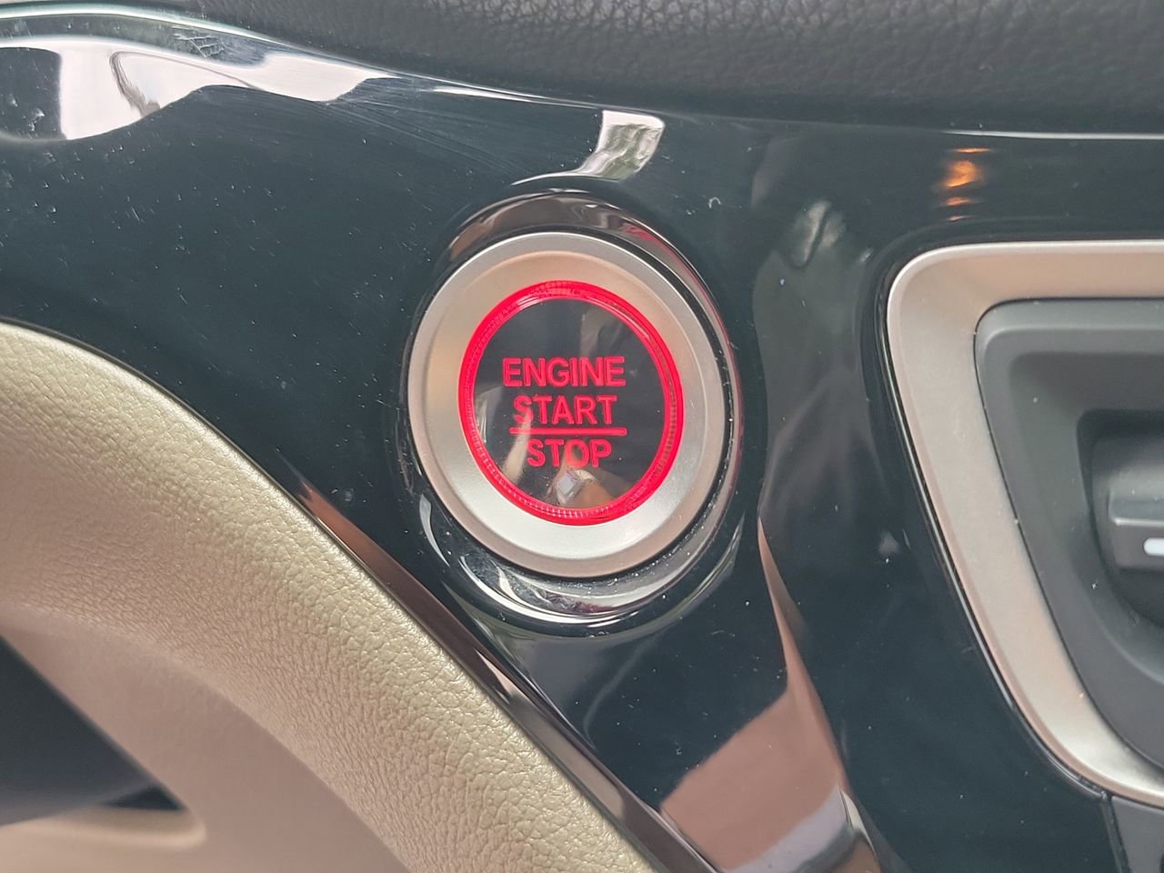 Used 2019 Honda Pilot Elite image 31