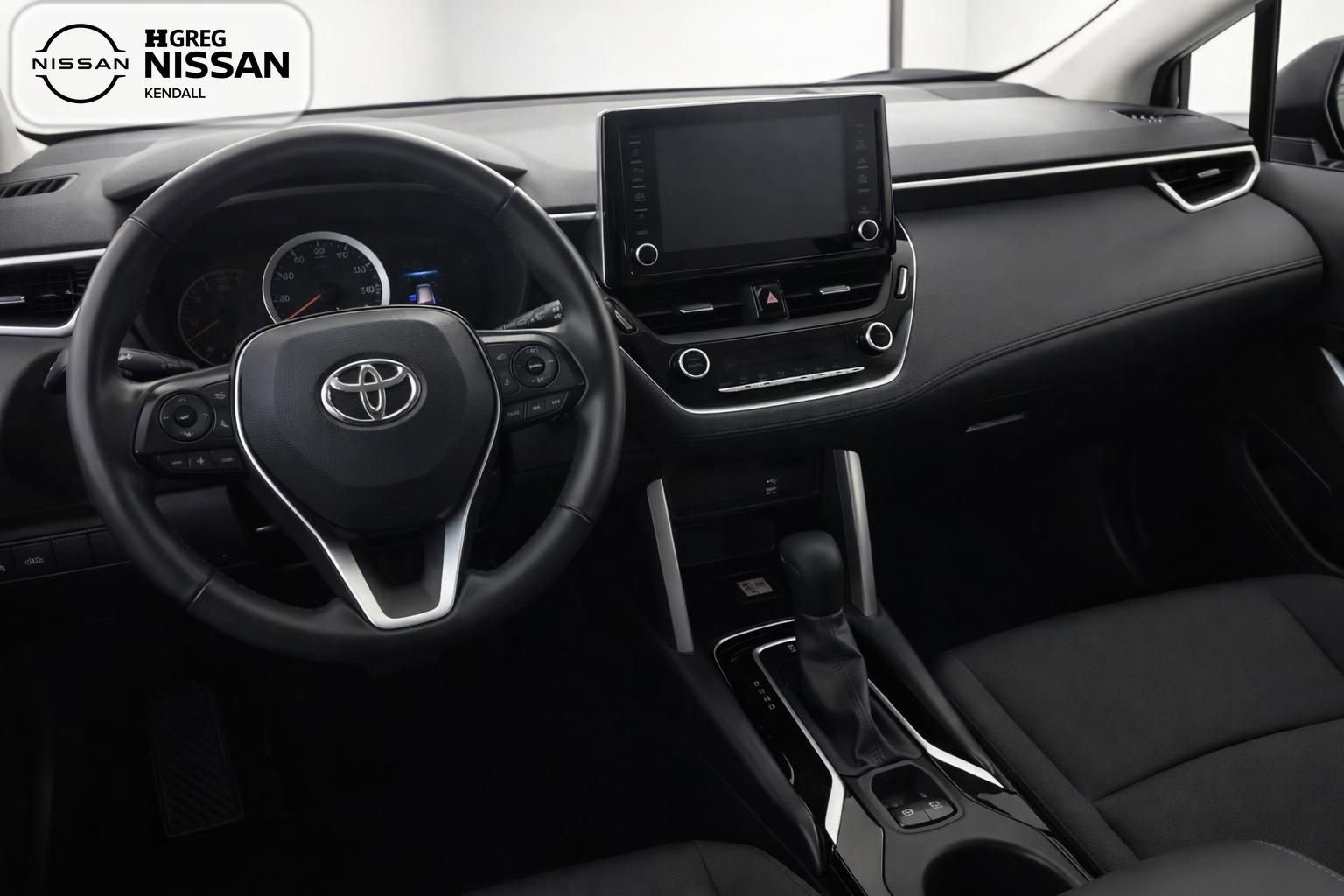 Used 2022 Toyota Corolla Cross LE FWD image 9
