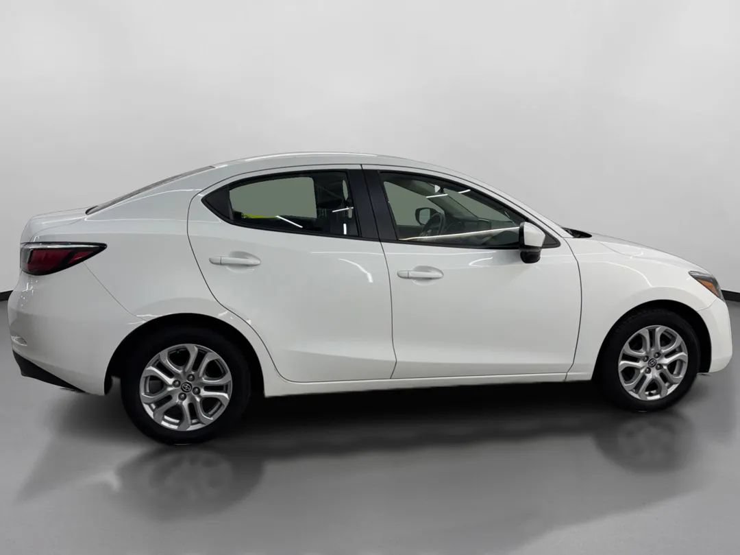 Used 2016 Scion iA FWD image 11
