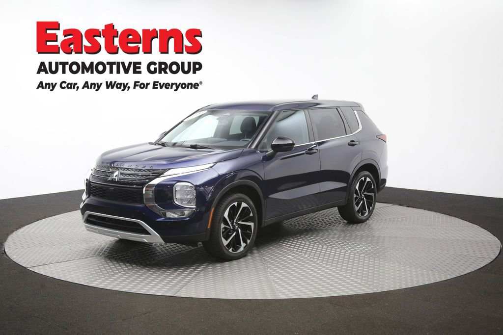 Used 2022 Mitsubishi Outlander SE AWD/4WD image 45
