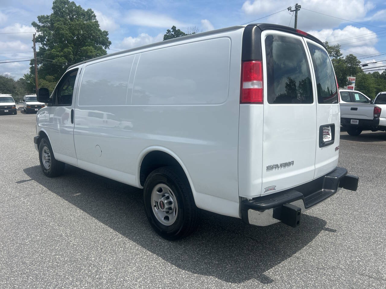 Used 2019 GMC Savana 2500 w/ Driver Convenience Package RWD image 7