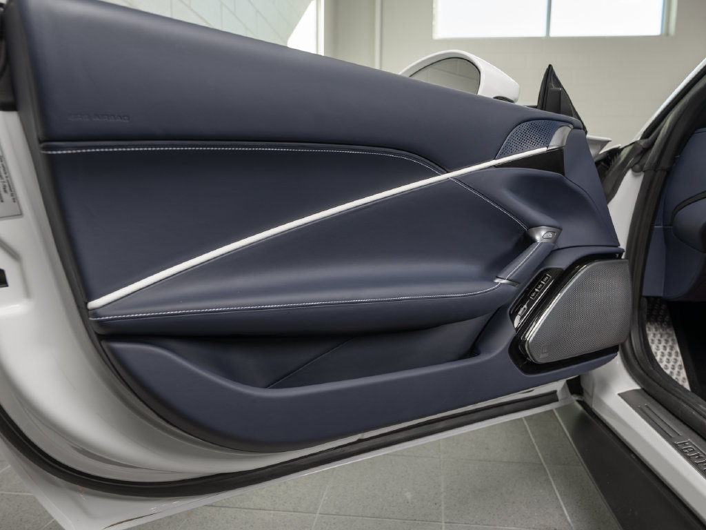 Certified 2026 Ferrari Roma Spider RWD image 23