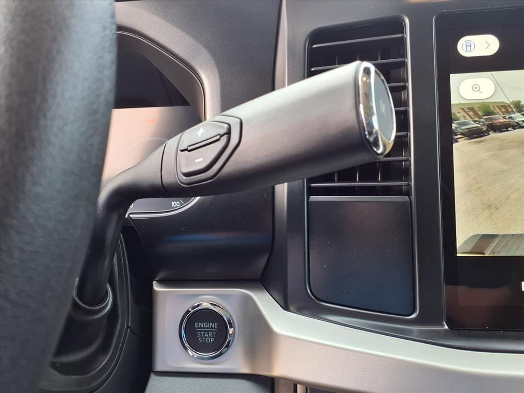 New 2026 Ford F350 XLT AWD/4WD image 15