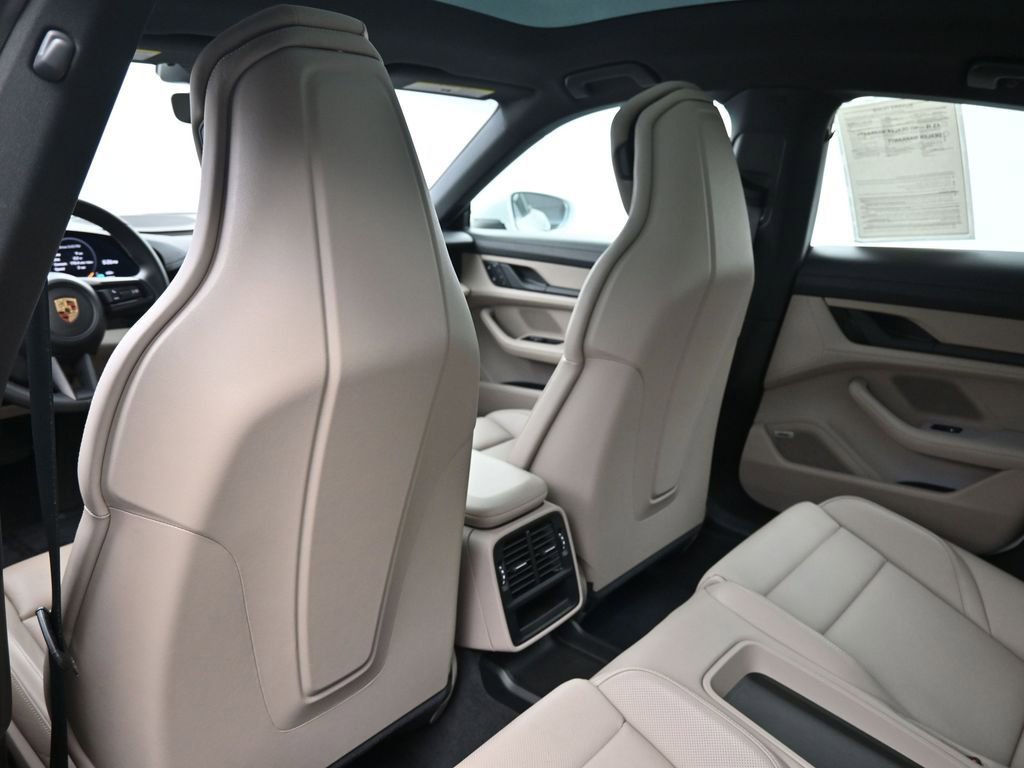 Certified 2020 Porsche Taycan 4S image 8