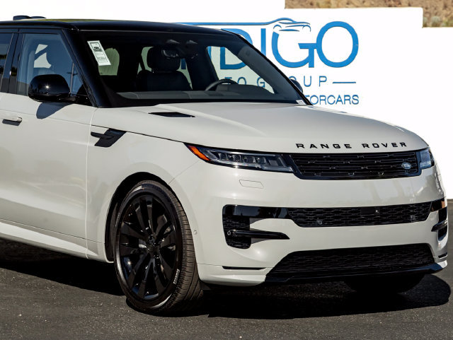 New 2027 Land Rover Range Rover Sport Dynamic SE AWD/4WD image 5