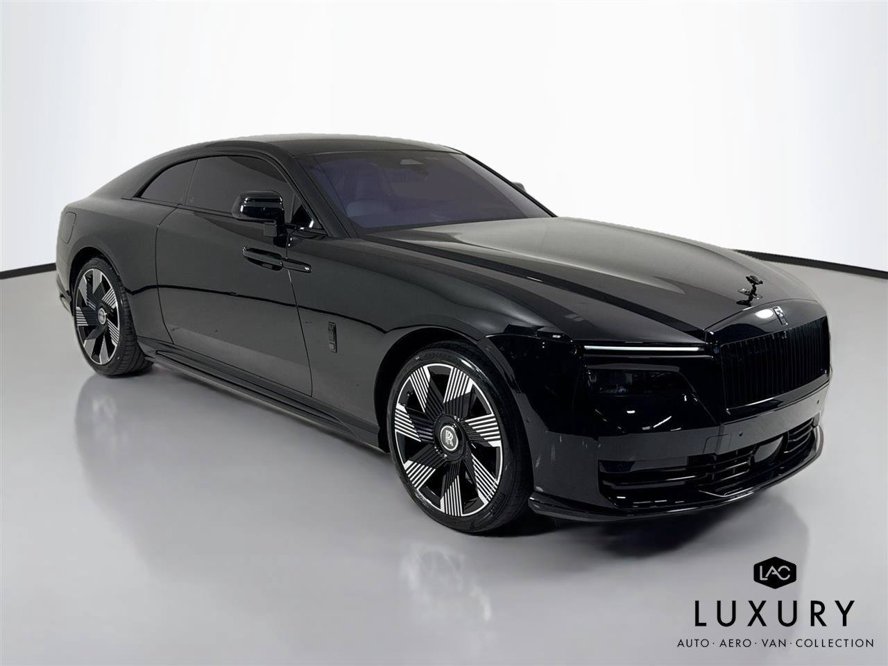 Used 2024 Rolls-Royce Spectre w/ Spectre Launch Package AWD/4WD image 3