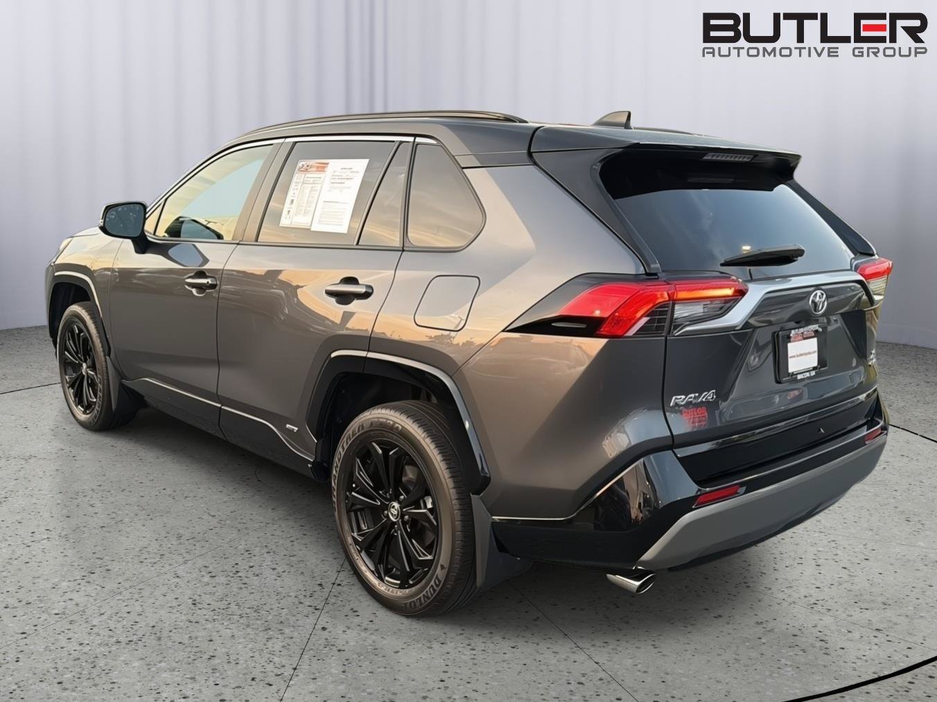 Certified 2025 Toyota RAV4 XSE AWD/4WD image 4