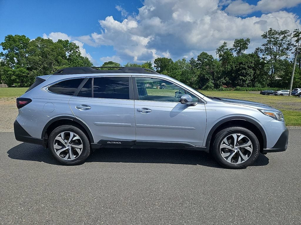 Used 2020 Subaru Outback Limited AWD/4WD image 7