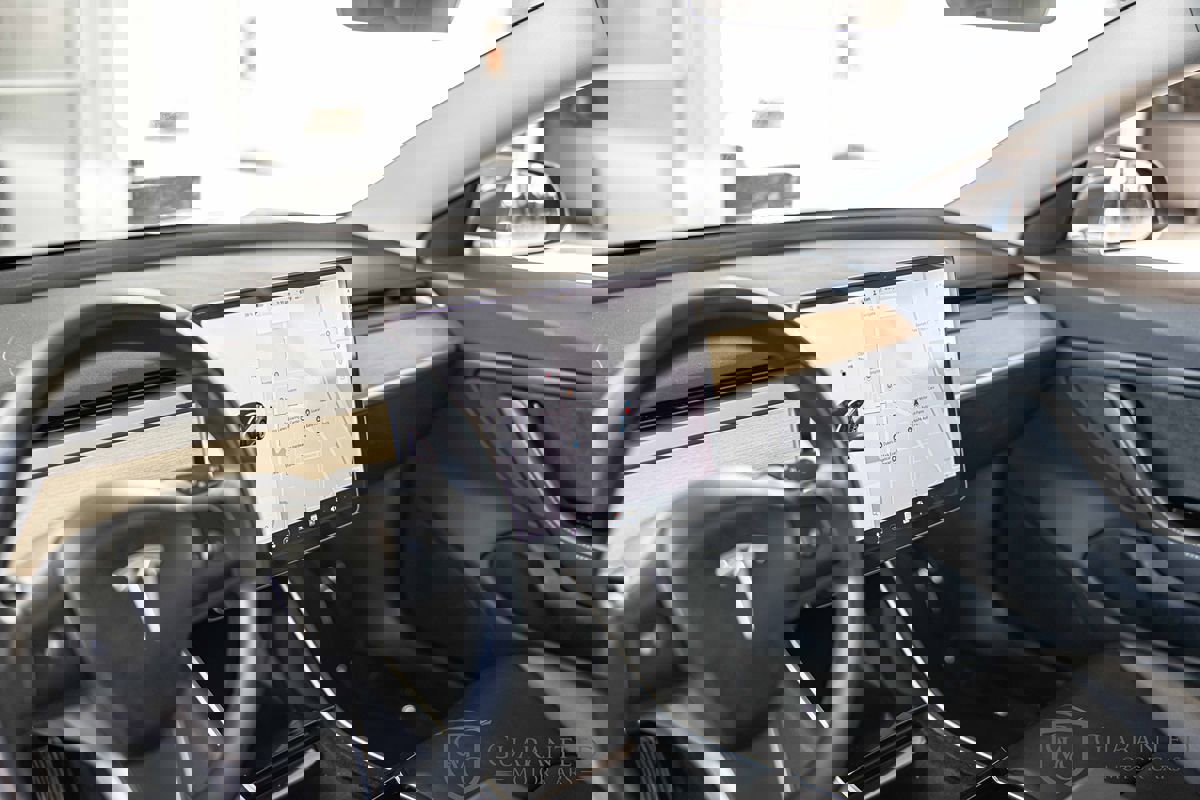 Used 2018 Tesla Model 3 Long Range image 19