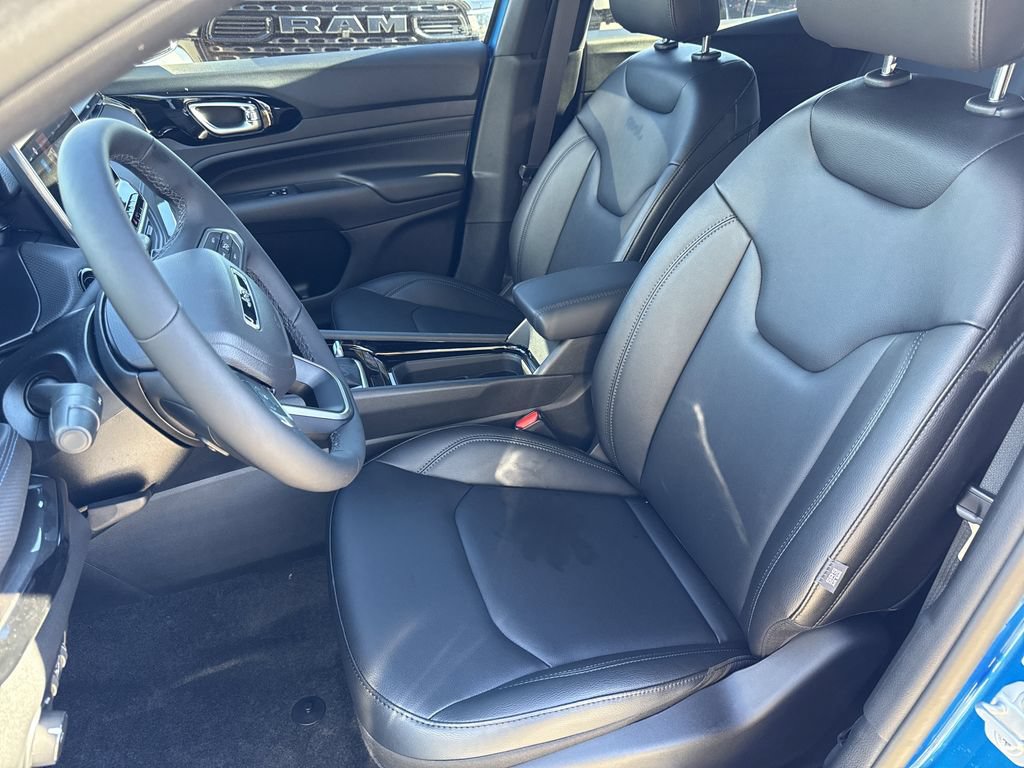 New 2026 Jeep Compass Limited AWD/4WD image 12