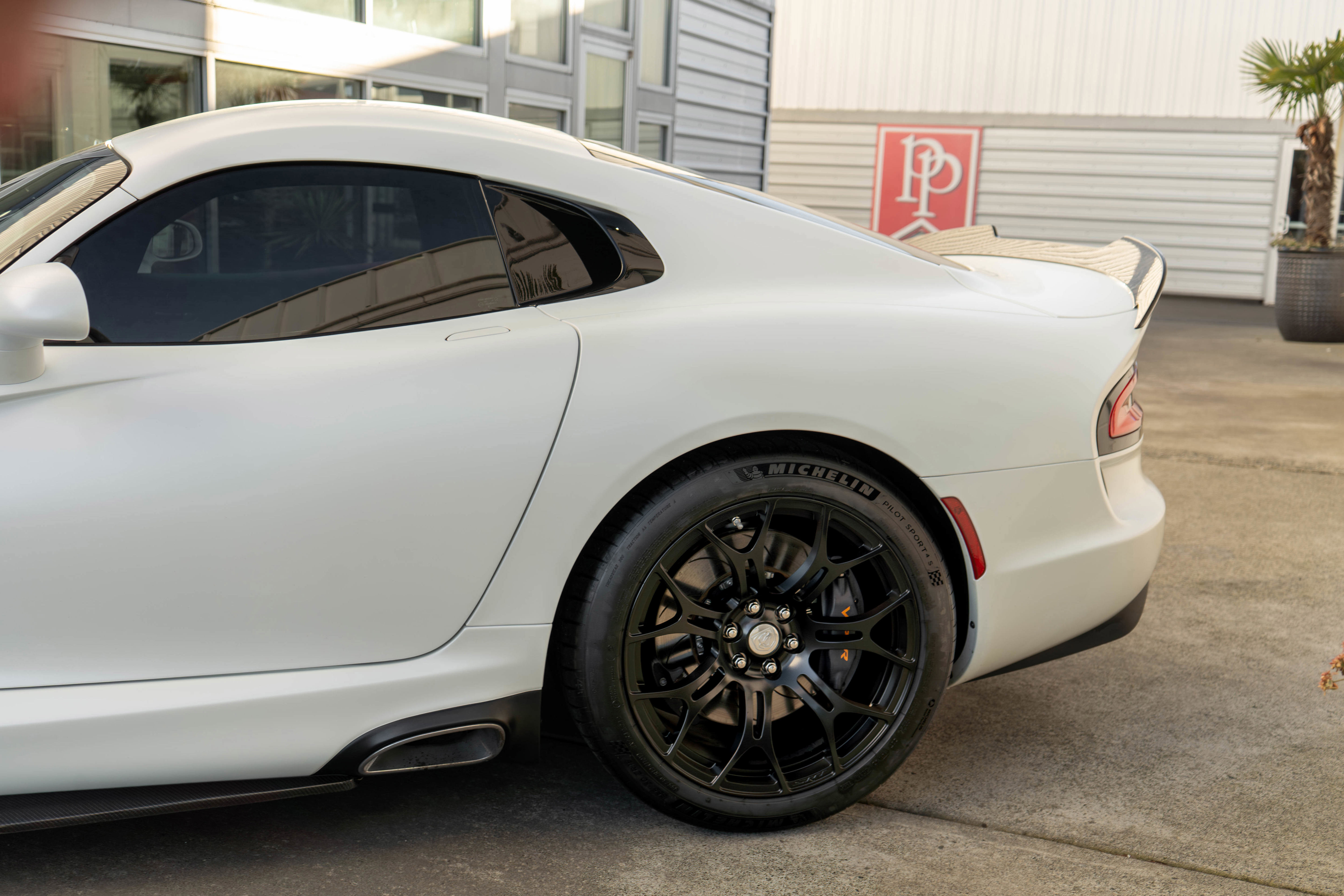 Used 2017 Dodge Viper GTC w/ Time Attack Group 1.0 image 5