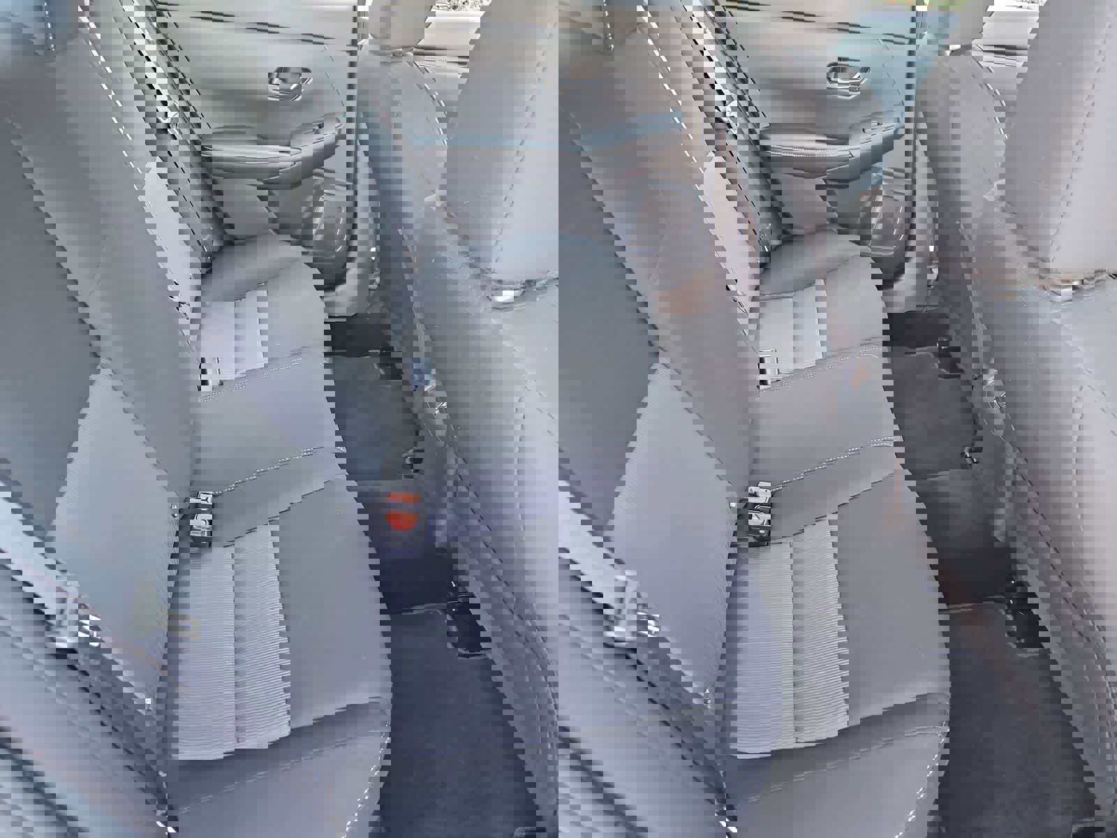 Used 2024 Nissan Sentra SV FWD image 19