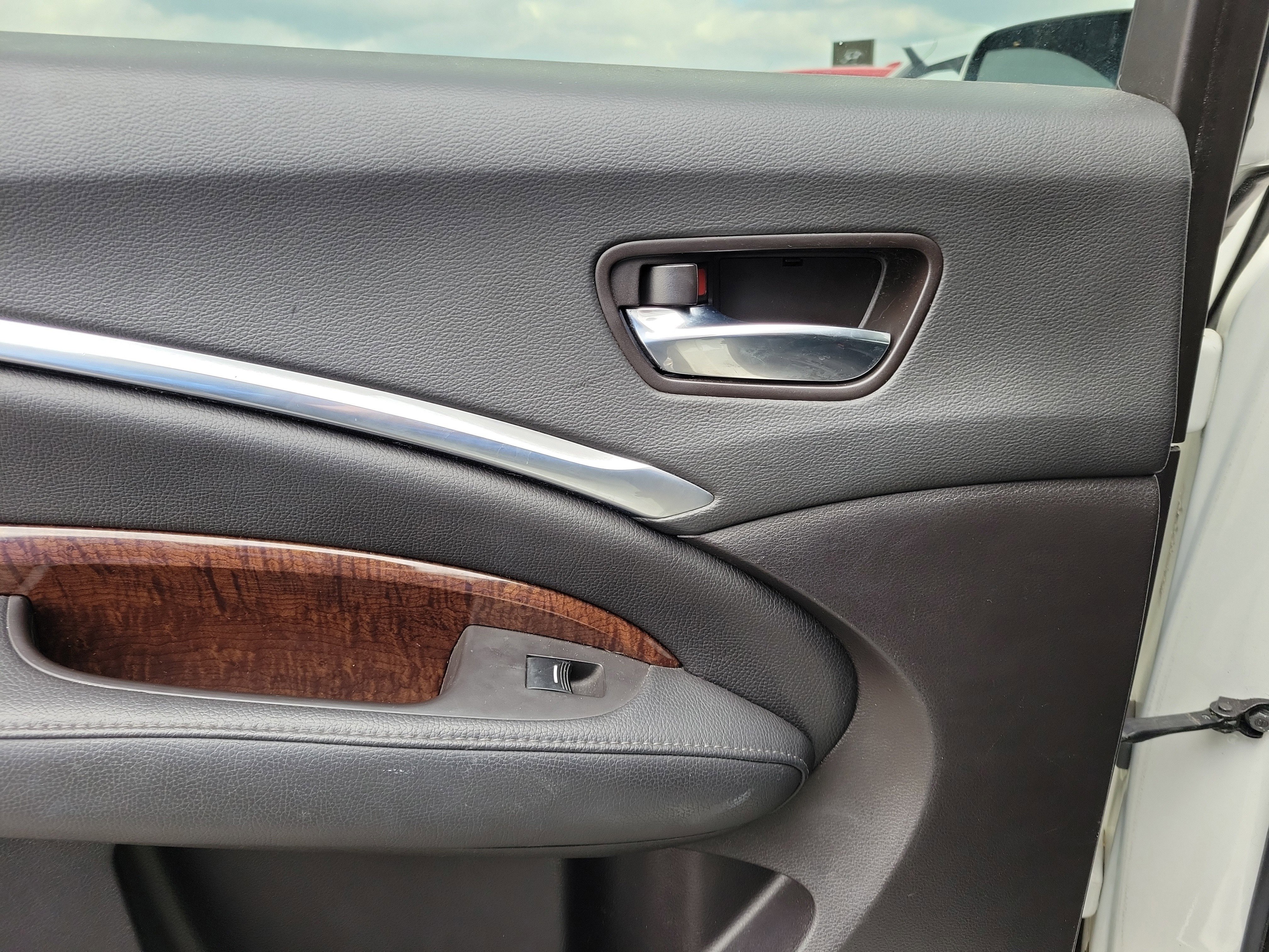 Used 2019 Acura MDX SH-AWD image 12