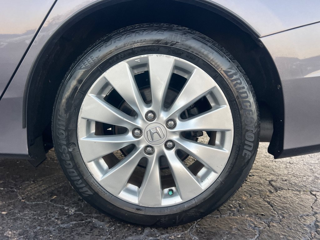 Used 2015 Honda Accord EX-L image 40