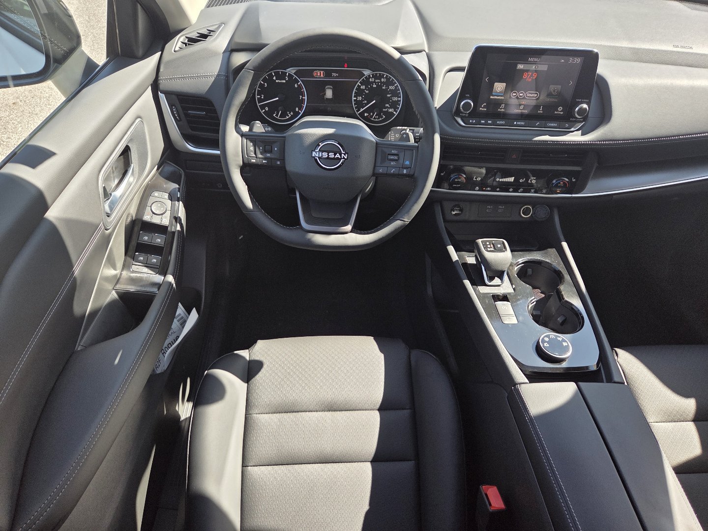 New 2026 Nissan Rogue Dark Armor AWD/4WD image 5
