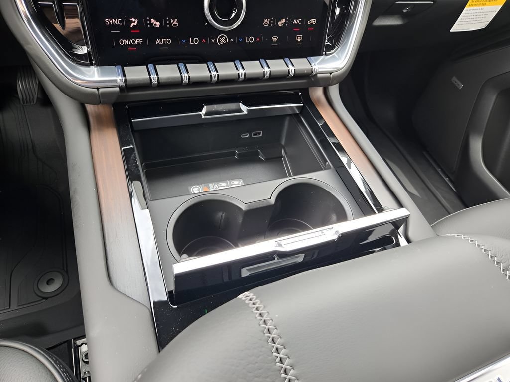 New 2026 GMC Yukon Denali w/ Advanced Technology Package AWD/4WD image 14