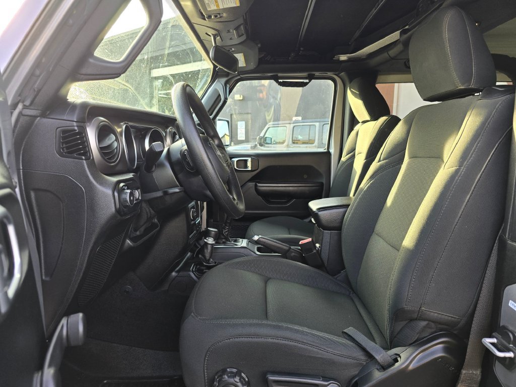 Used 2021 Jeep Wrangler Sport AWD/4WD image 19