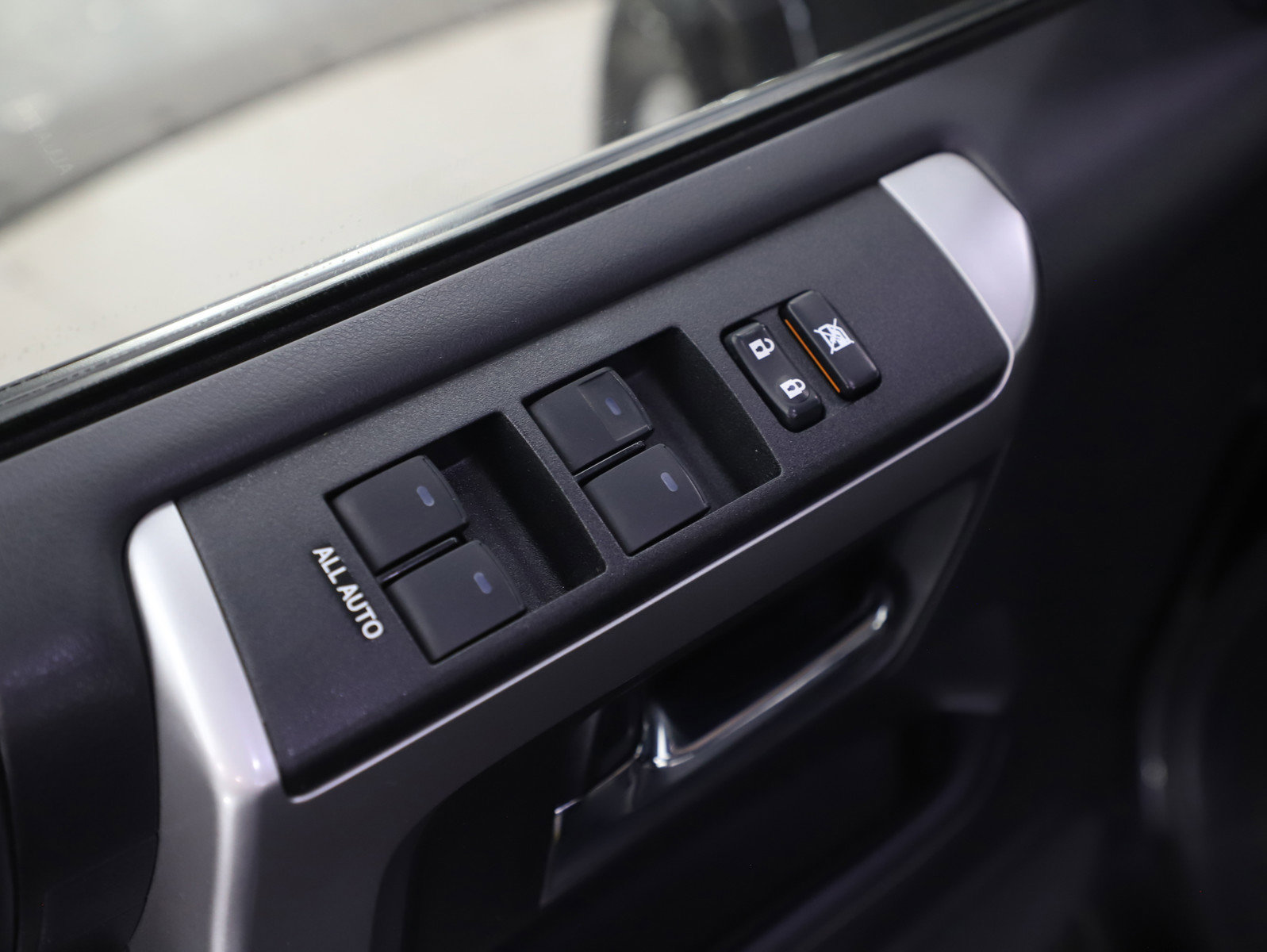 Used 2023 Toyota 4Runner SR5 Premium AWD/4WD image 18