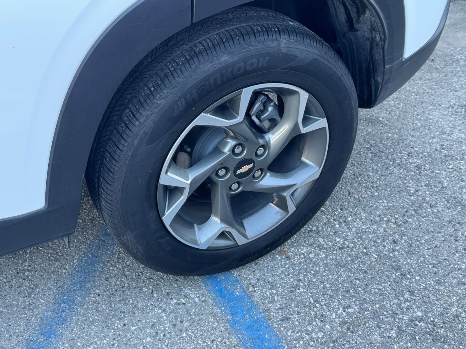 Used 2025 Chevrolet Trax LT w/ LT Convenience Package image 30