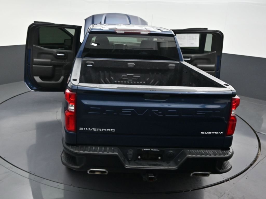 Used 2021 Chevrolet Silverado 1500 Custom Trail Boss AWD/4WD image 35
