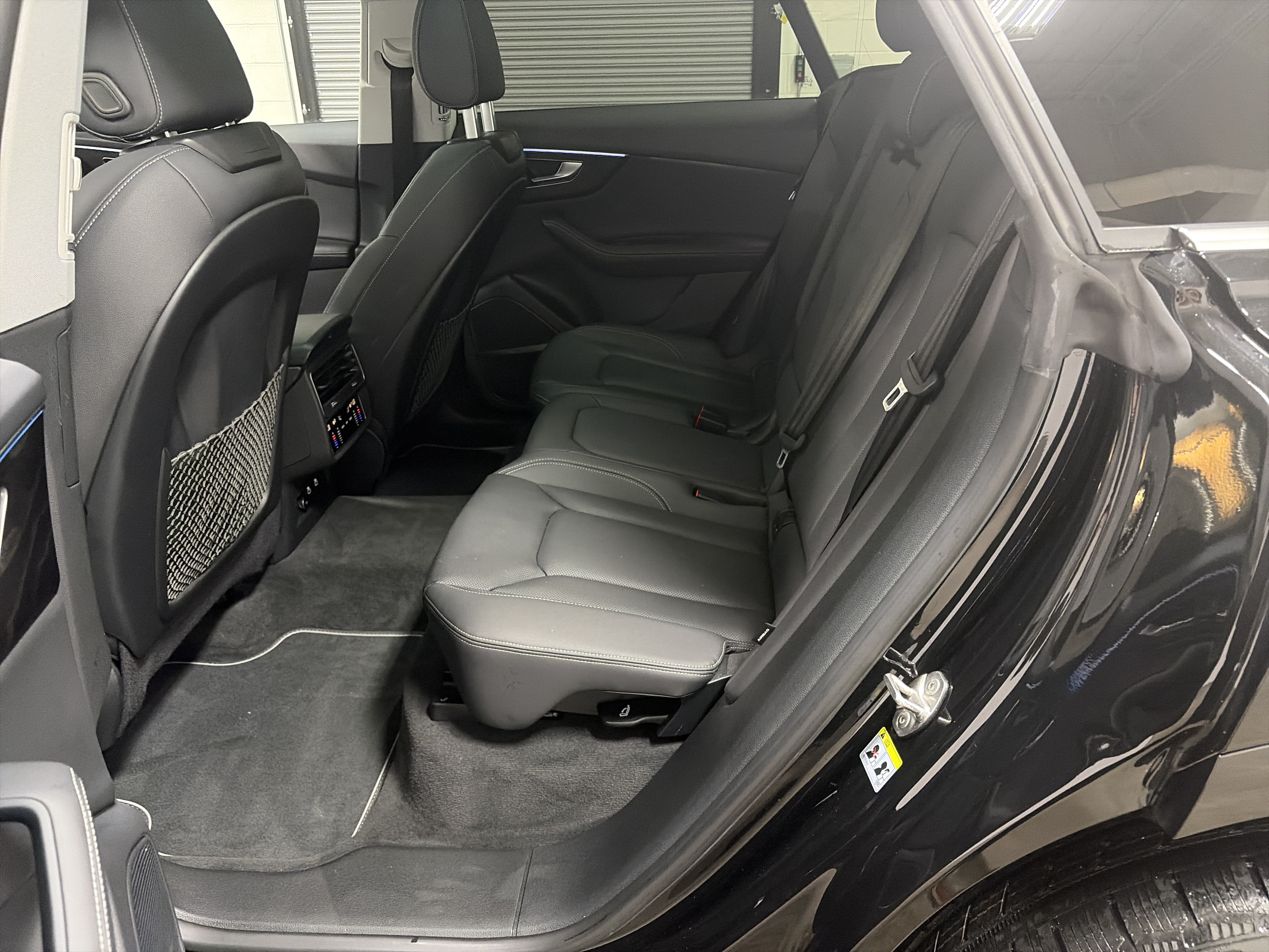 Certified 2023 Audi Q8 Premium Plus AWD/4WD image 27