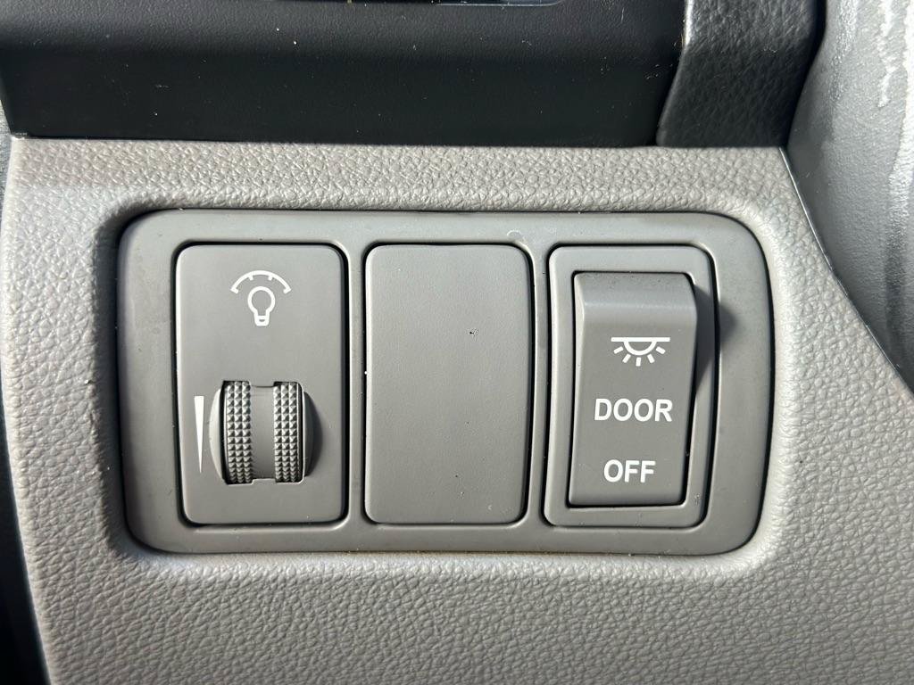 Used 2009 Kia Sedona FWD image 28
