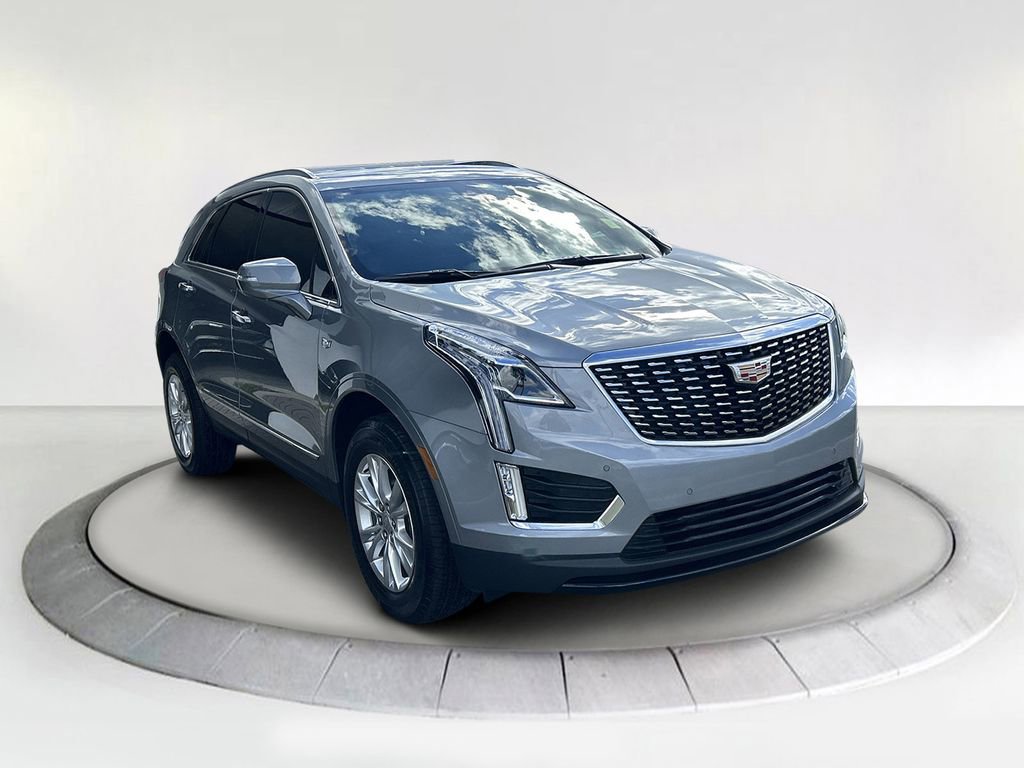 Certified 2025 Cadillac XT5 Luxury image 6
