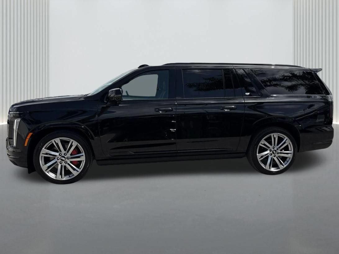 Used 2025 Cadillac Escalade ESV Sport Platinum AWD/4WD image 10