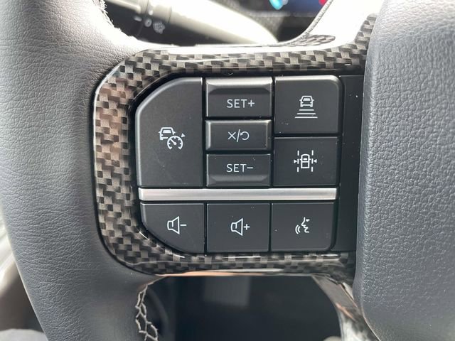 New 2025 Ford F150 Lariat w/ Equipment Group 502A High image 17