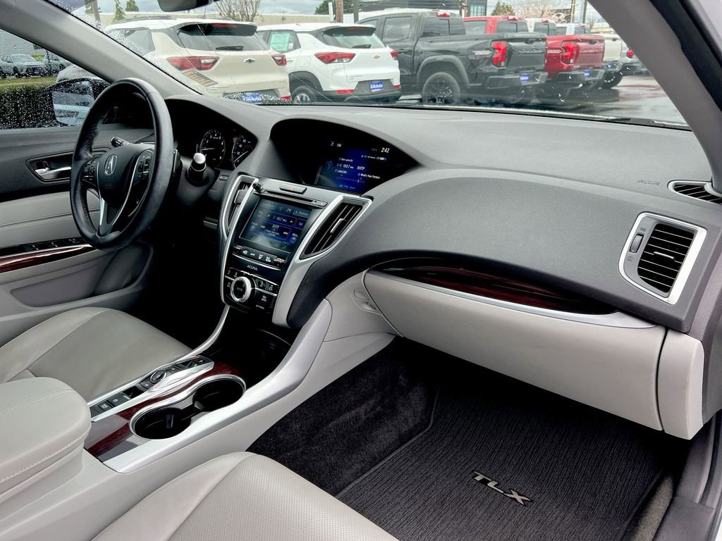 Used 2017 Acura TLX V6 w/ Technology Package image 23