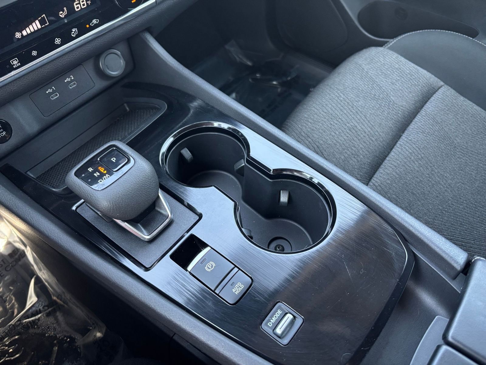 Used 2025 Nissan Rogue SV FWD image 43