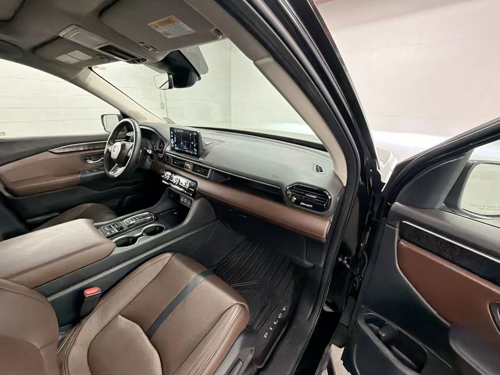 Used 2023 Honda Pilot Elite image 29