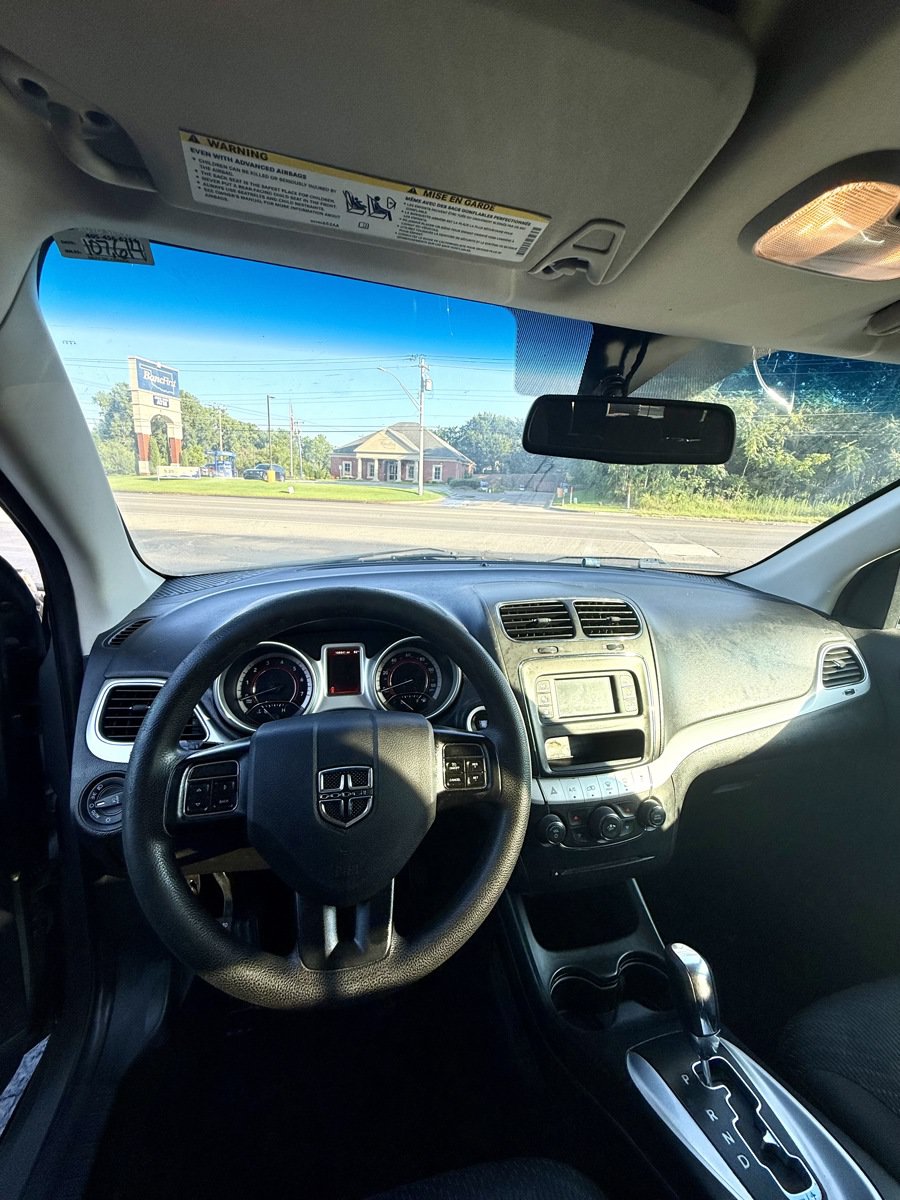 Used 2019 Dodge Journey SE FWD image 5